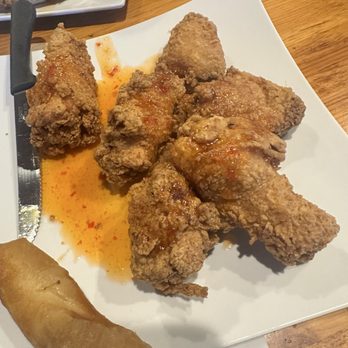Hughie's - Sweet Chili Wings - Vietnamese Near Me - Houston, Texas