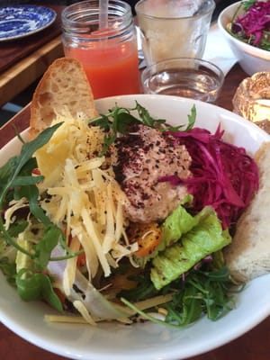 Café Pom & Flora Södermalm by null