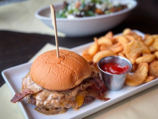 West Village Tavern by null