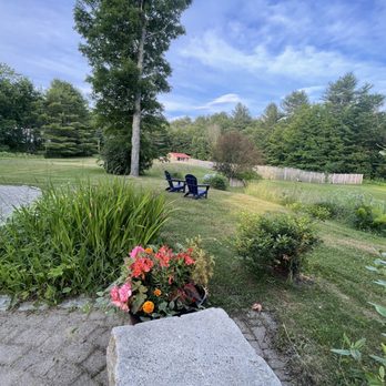 Bliss Farm Inn - Bed & Breakfast Near Me - Durham, Maine Bliss Farm Inn - Bed & Breakfast Near Me - Durham, Maine