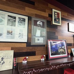 Woody's Bar-B-Que - Wall of cool