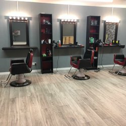 HeadQuarters Barbershop - Barber chairs and stations