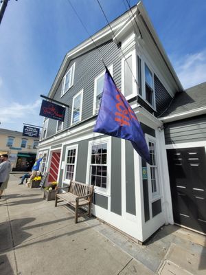 Off The Hook by J&R Seafood by null