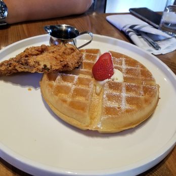 foothill - Chicken and waffles - New American Near Me - Pasadena, California