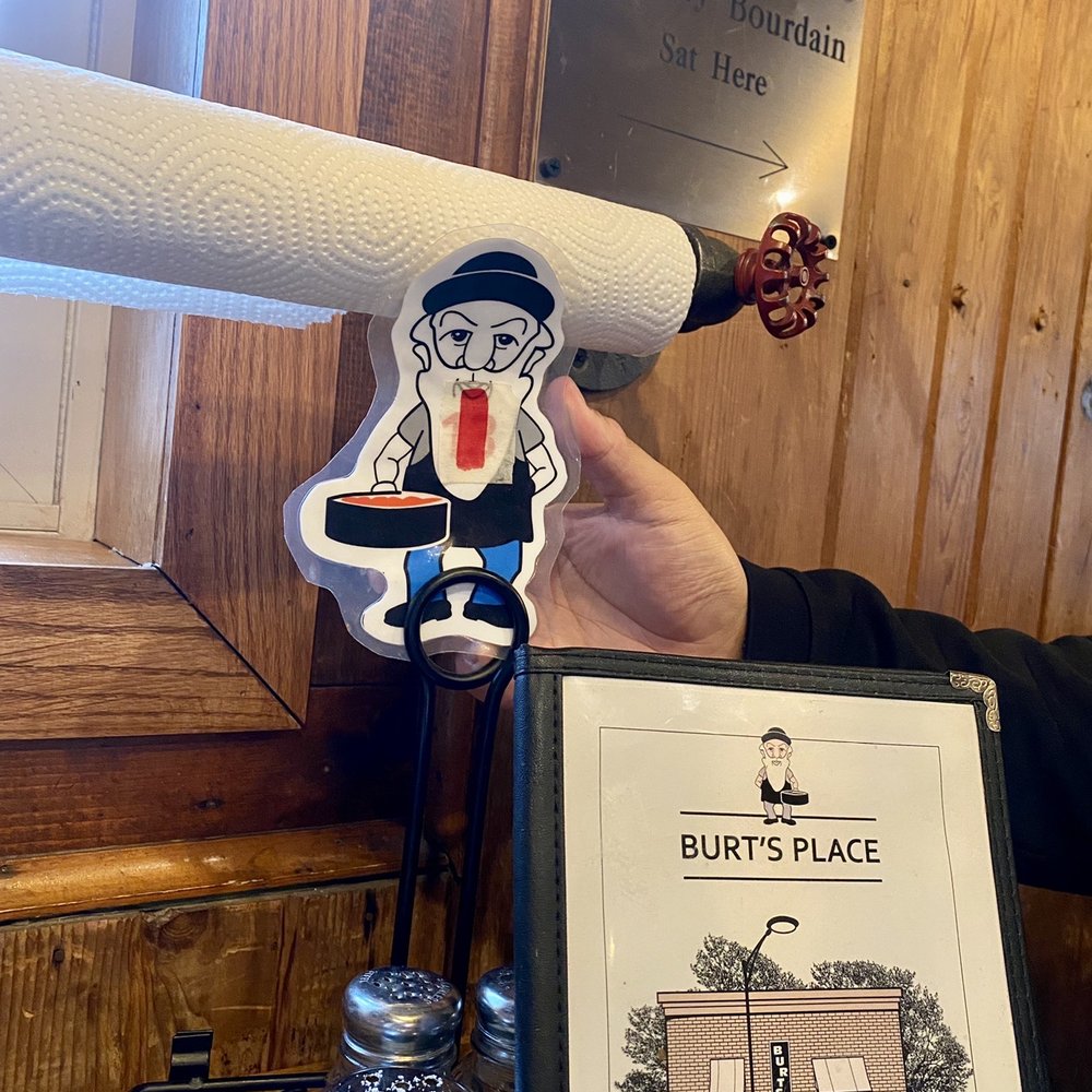 Burt's Place - I - Pizza Near Me - Morton Grove, Illinois
