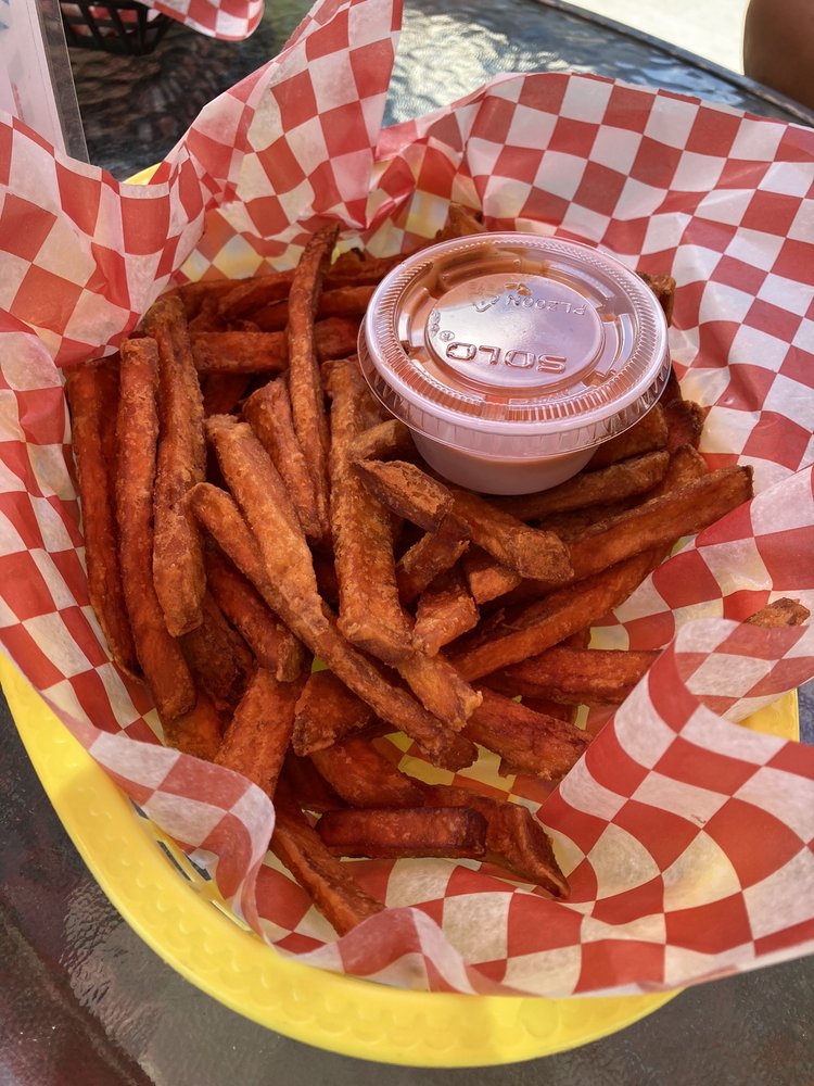 SOUTHSIDES PATIO BAR AND GRILL Updated October 2024 18 Photos 80