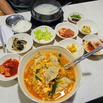 Min Sok Chon - Dumpling Ramen - Korean Near Me - México, D.F., DIF Min Sok Chon - Dumpling Ramen - Korean Near Me - México, D.F., DIF