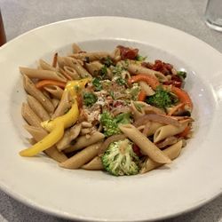Bucceto's Pizza Pasta - Pasta primavera