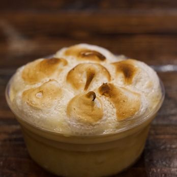 Empanada Harry's Bakery and Cafe - Flor de cana tres leche - Venezuelan Near Me - Miami, Florida Empanada Harry's Bakery and Cafe - Flor de cana tres leche - Venezuelan Near Me - Miami, Florida