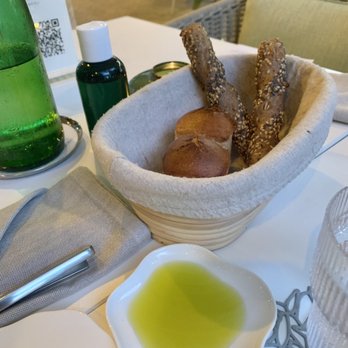 Le Jardinier - Gluten-free bread basket - French Near Me - Miami, Florida