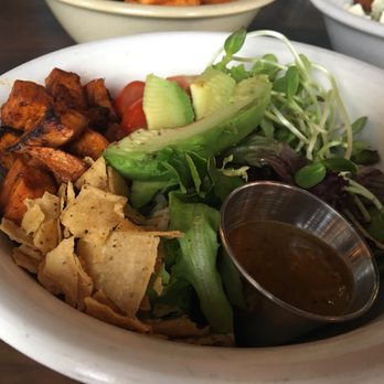 Le Chic Shack - Tex mex salad - Burgers Near Me - Quebec City, Quebec