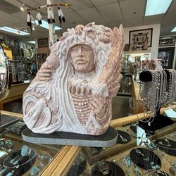 Storyteller Indian Store - Carved sculpture