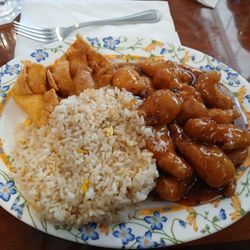 Dragon Chinese Kitchen - Crab puffs, rice, orange chicken. Loved it! Of course. Come from Stayton for eatery.