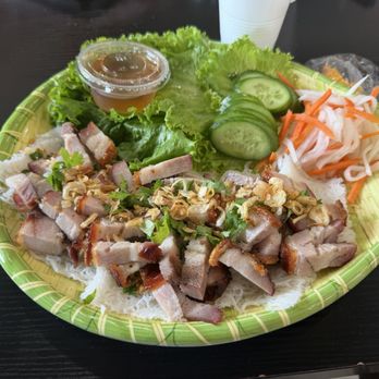 Jade’s Corner Deli - Crispy Pork w/ rice Woven Noodles / Banh Hoi with crispy pork belly - Delis Near Me - Taylorsville, Utah