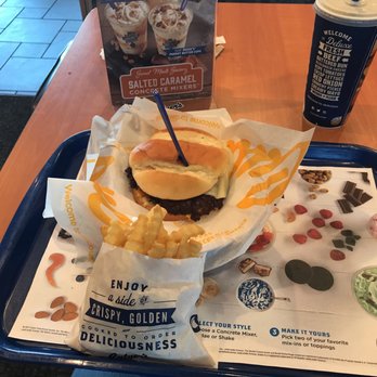 Culver's - Wisconsin 3 cheese burger - Fast Food Near Me - Milwaukee, Wisconsin