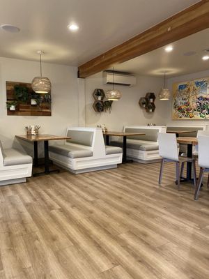 Mother’s Juice Cafe by null