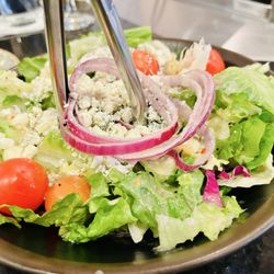 Mac's On Main - Amazing Salad Unlimited
