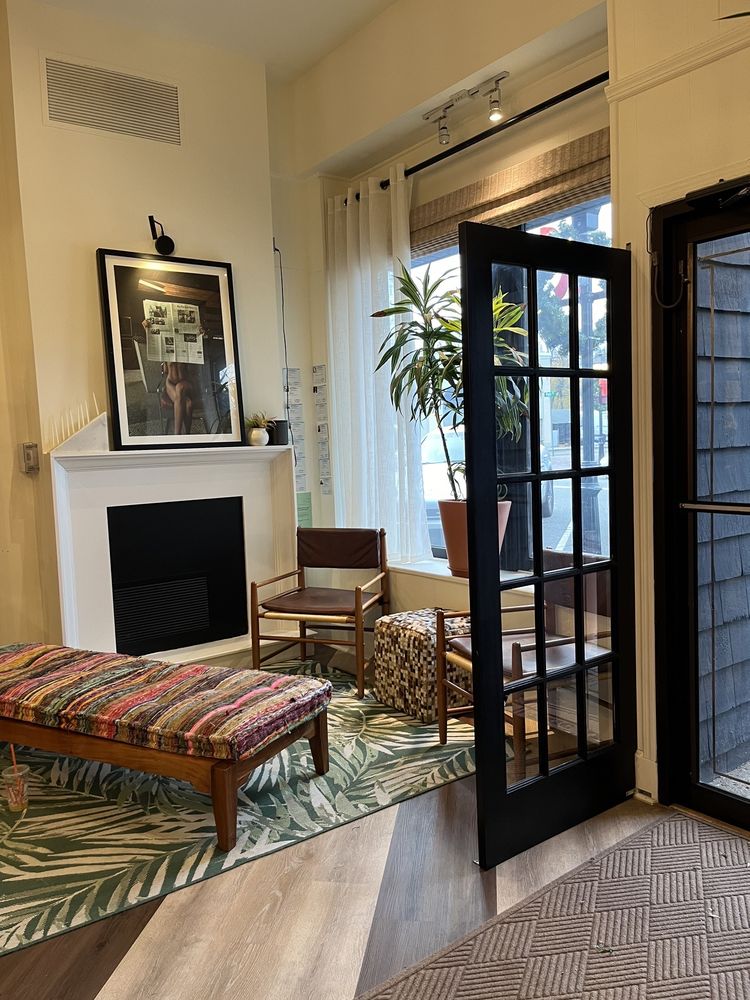 ERIC ALT SALON Updated October 2024 77 W Allendale Ave, Allendale