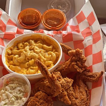 Harold's Chicken Shack - Chicken Wing - Chicken Wings Near Me - Chicago, Illinois