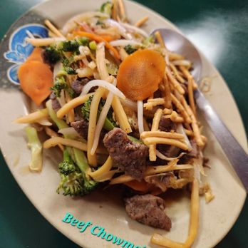 Ri Le's - Beef Chowmein - Vietnamese Near Me - Tulsa, Oklahoma Ri Le's - Beef Chowmein - Vietnamese Near Me - Tulsa, Oklahoma