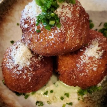 Wishbone & Flynt - Blue crab arancini - Cocktail Bars Near Me - Fort Worth, Texas Wishbone & Flynt - Blue crab arancini - Cocktail Bars Near Me - Fort Worth, Texas