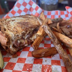 Ennis Pharmacy - Ruben Sandwich and homemade fries