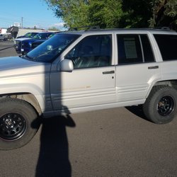 Buckles RV Service Auto Division - 1996 Jeep Grand Cherokee Limited SOLD