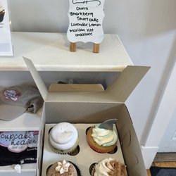 Cupcake Heaven - Weekly flavors so good!