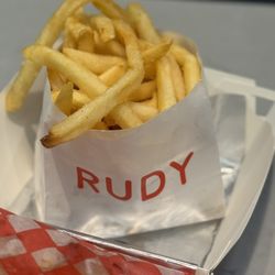 Rudy - shoestring fries