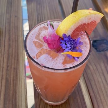 Darling Aviary - Paloma - Bars Near Me - Sacramento, California