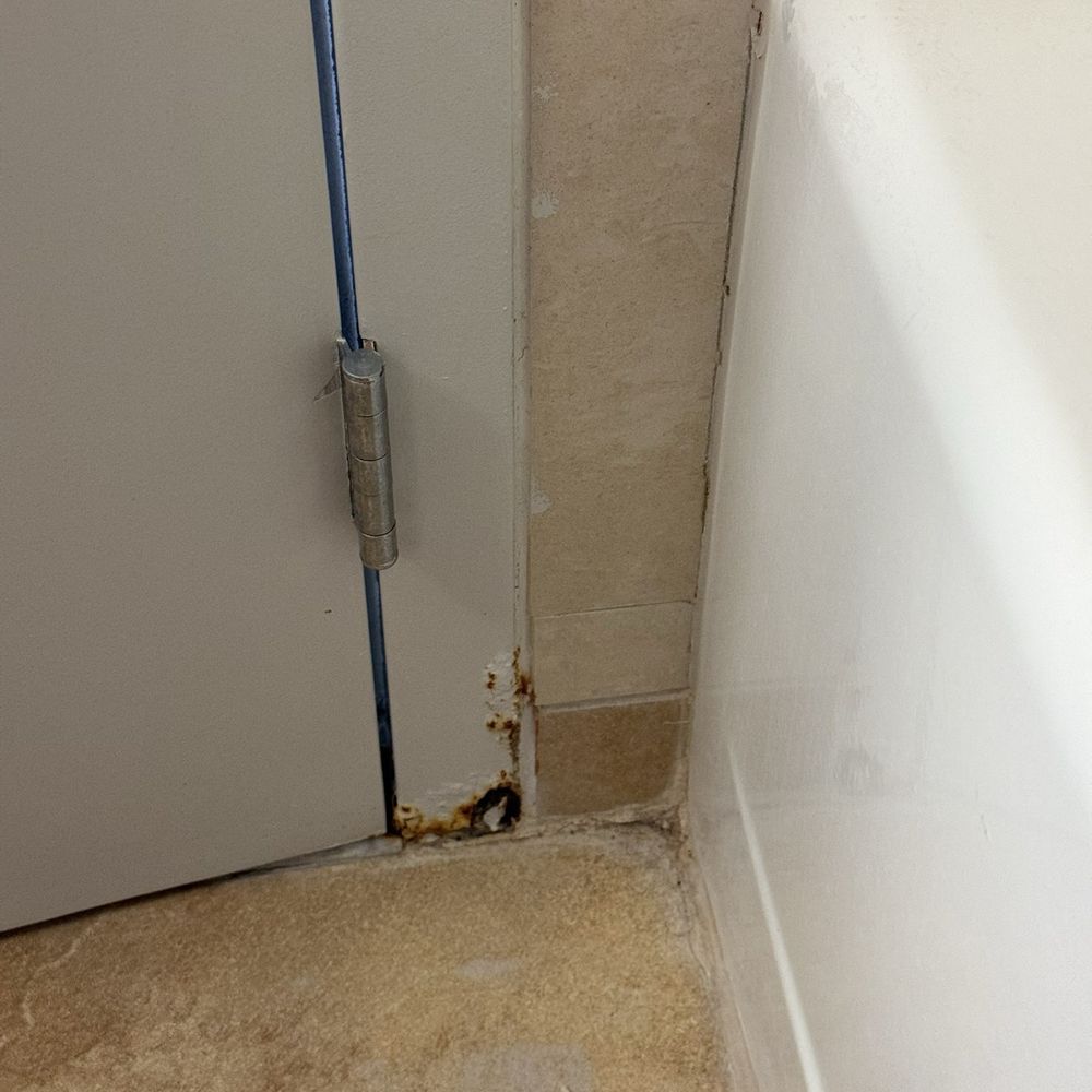 Hotel Fera Anaheim, a DoubleTree by Hilton - Nasty bathroom - Hotels Near Me - Orange, California Hotel Fera Anaheim, a DoubleTree by Hilton - Nasty bathroom - Hotels Near Me - Orange, California