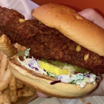 Dave's Hot Chicken - Slider - Chicken Shop Near Me - New York, New York