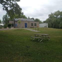 Brantwood Park - Picnic table