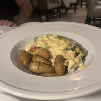 Boccaccio's Restaurant - Veal Oscar - Italian Near Me - Westlake Village, California Boccaccio's Restaurant - Veal Oscar - Italian Near Me - Westlake Village, California