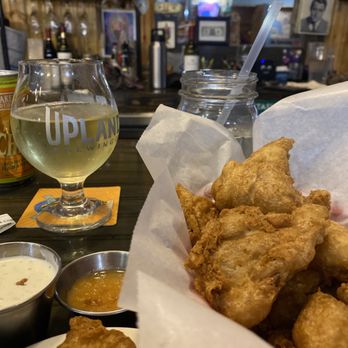 Twin Archer Brewpub - Blakes el Chavo, caul wings. Great combo! - American Near Me - Muncie, Indiana Twin Archer Brewpub - Blakes el Chavo, caul wings. Great combo! - American Near Me - Muncie, Indiana