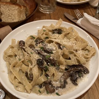 Forma Pasta Factory - Fettuccine Funghi - Pasta Shops Near Me - Brooklyn, New York Forma Pasta Factory - Fettuccine Funghi - Pasta Shops Near Me - Brooklyn, New York