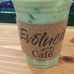 Evolucíon Café - Green mocha drink