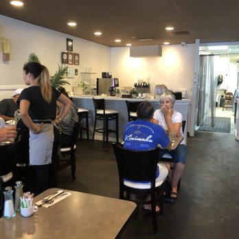 Moena Café - dining area - Cafes Near Me - Honolulu, Hawaii Moena Café - dining area - Cafes Near Me - Honolulu, Hawaii
