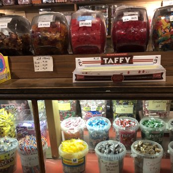 Country Store - Candy Stores Near Me - Washington, Michigan