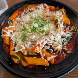 Pelicana Chicken- LA K Town - Cheese tteokbokki