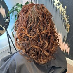 Collective Curl Salon and Suites