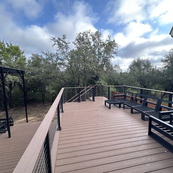Sasquatch Deck  - Upper Deck - Fences & Gates Near Me
