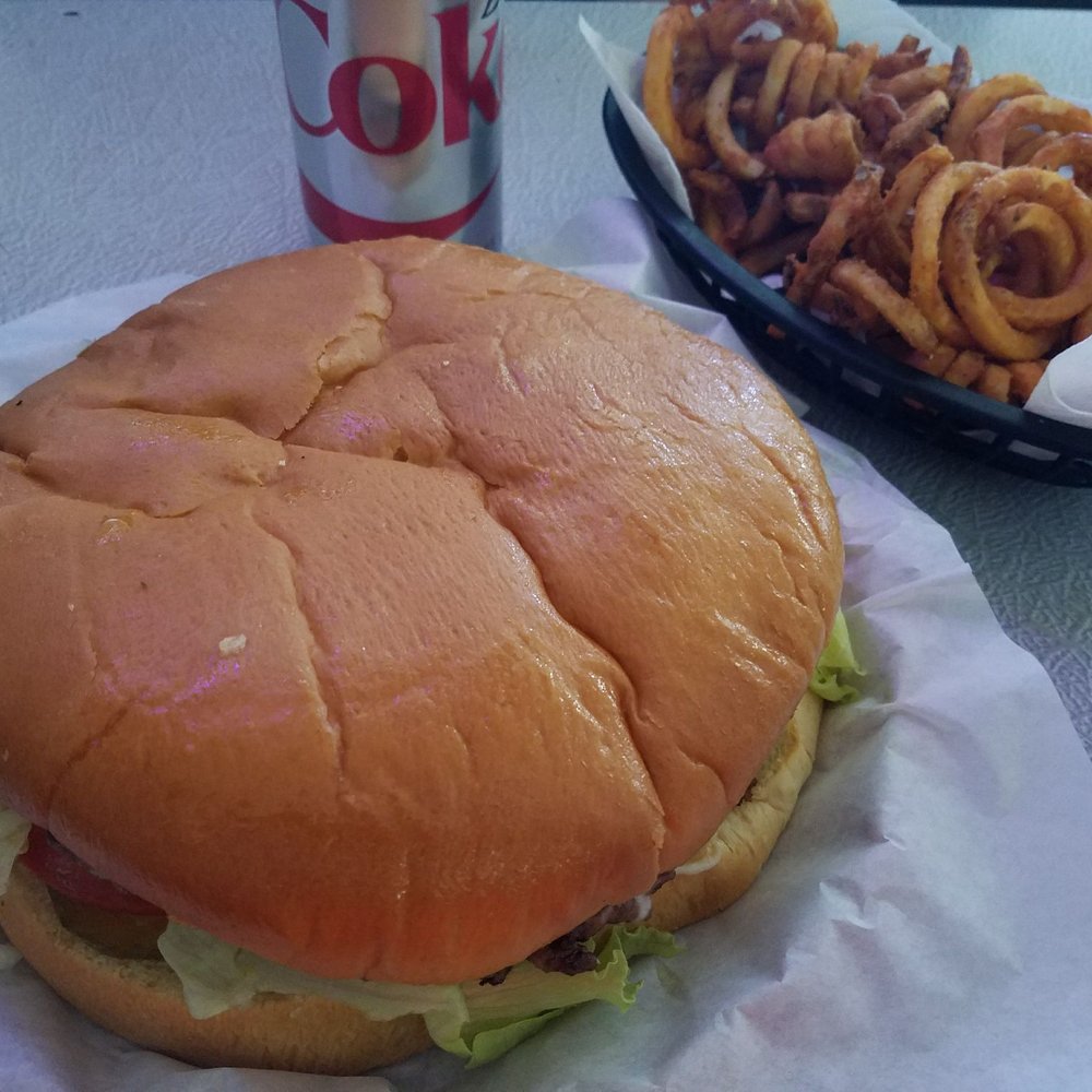 Effie Tavern - Effie burger and medium curly fries - Burgers Near Me - Lewiston, Idaho Effie Tavern - Effie burger and medium curly fries - Burgers Near Me - Lewiston, Idaho