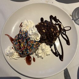 Dirty snow balls with chocolate and vanilla ice cream Dirty snow balls with chocolate and vanilla ice cream