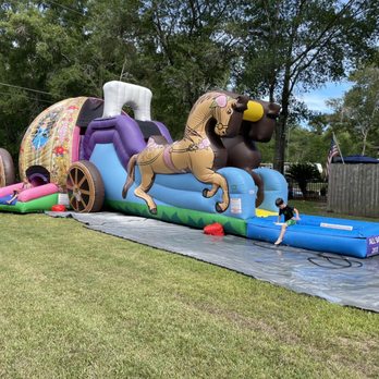 All Summer Long - Princess carriage bounce house/water slide combo - Bounce House Rentals Near Me All Summer Long - Princess carriage bounce house/water slide combo - Bounce House Rentals Near Me