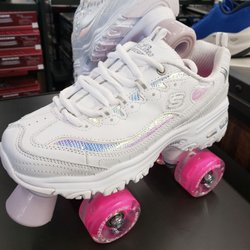 SKECHERS Warehouse Outlet - Adult skates.