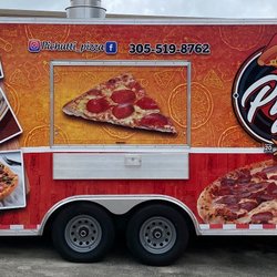 Pichutti Pizza - Outside of food truck