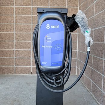 ClearHome Self Storage - Electric car charger - Self Storage Near Me - Denver, Colorado ClearHome Self Storage - Electric car charger - Self Storage Near Me - Denver, Colorado