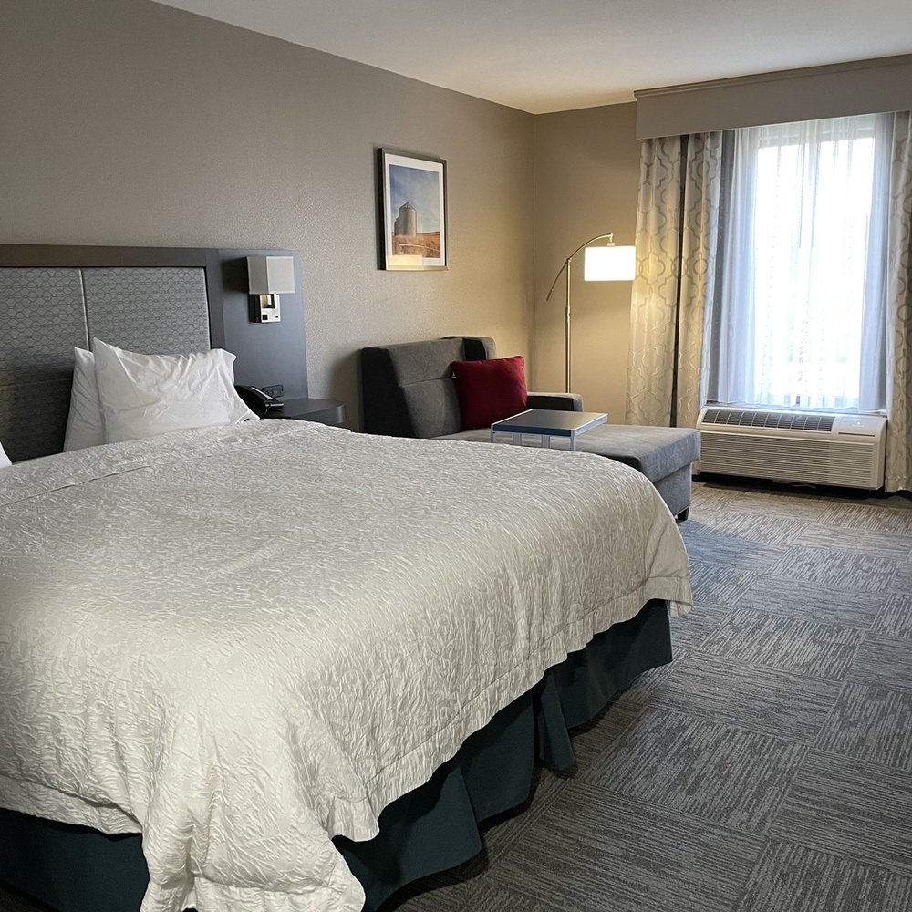 Hampton Inn Bartlesville - Hotels Near Me - Bartlesville, Oklahoma