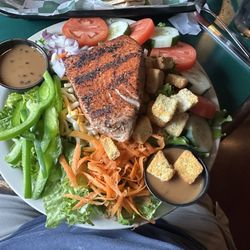 Amos Howards Restaurant & Brew Works - Blackened Tuna Salad